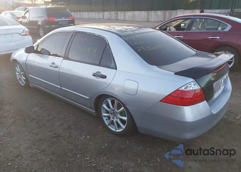 2006 Honda Accord 2.4 Se из США, поврежденный, VIN 1HGCM563X6A151545